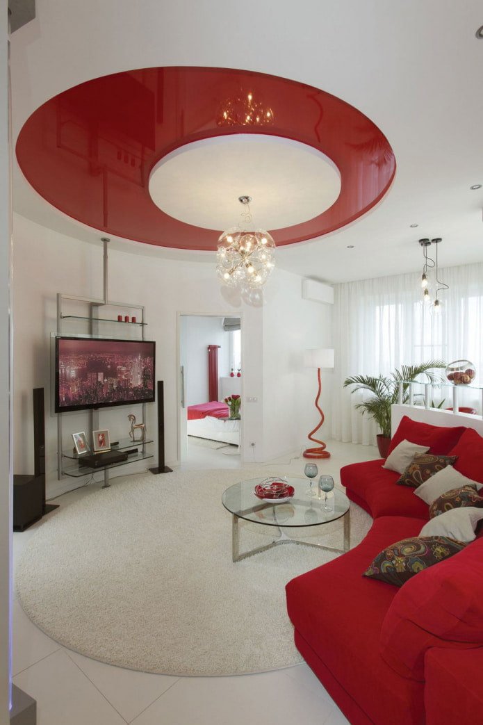 rond plafond met een wit middenstuk