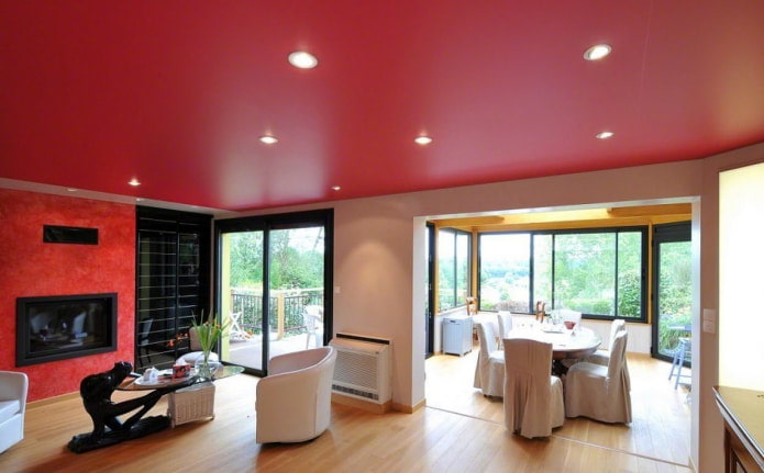 satijnen plafond met spots