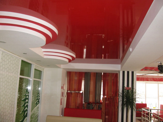 plafond met 3 niveaus