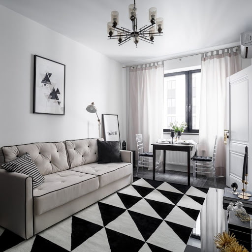 bank in een eenkamerappartement