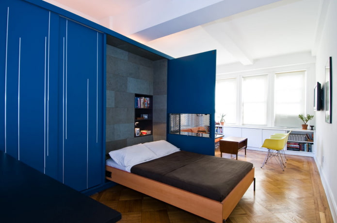 opklapbed in het interieur