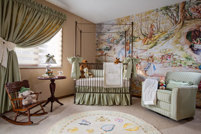 gesmeed kinderbed in het interieur