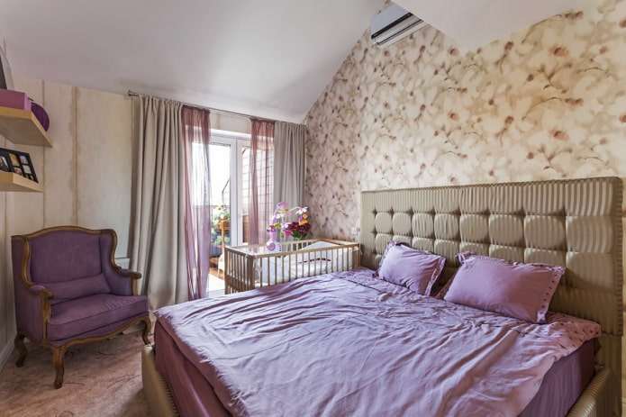 babybedje in het interieur van de slaapkamer