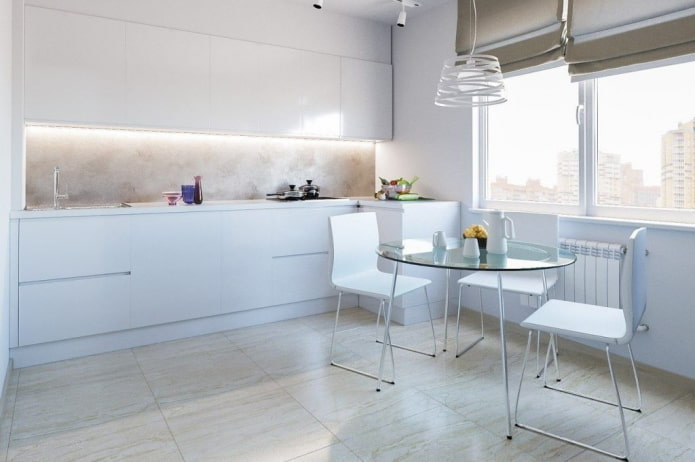 Glanzende gevels, glazen tafel