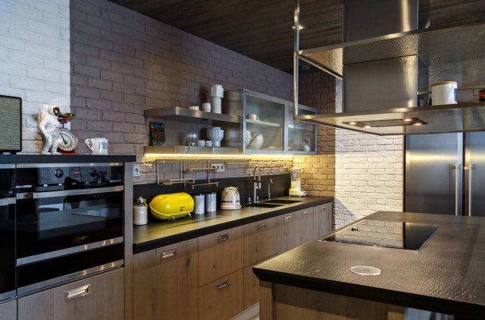 bakstenen muren in de keuken