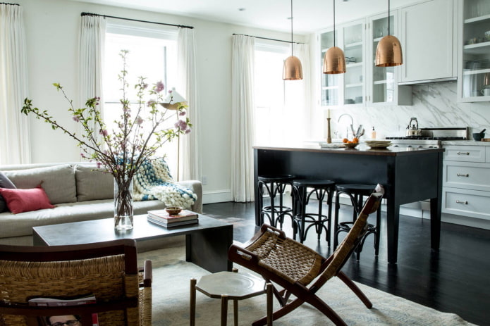 Woonkamer met salontafel