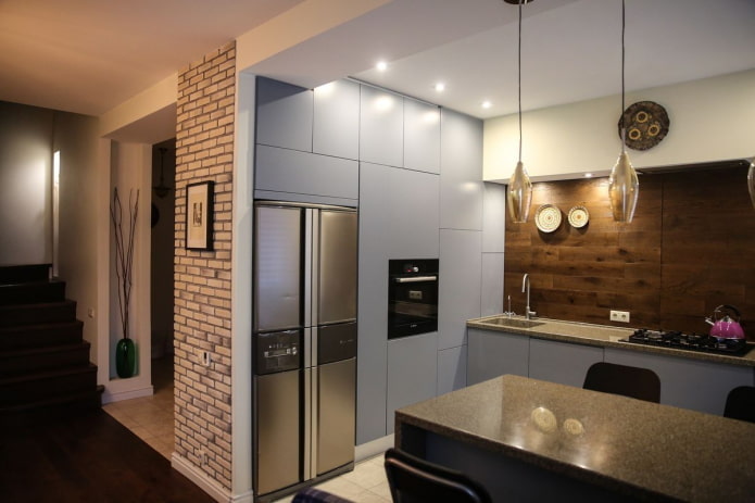 keuken in een nis met verlichting in het interieur