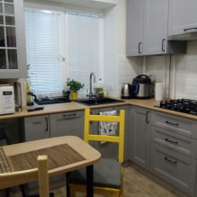 Hoe richt ik een keuken in met een spoelbak bij het raam? ramen?-4
