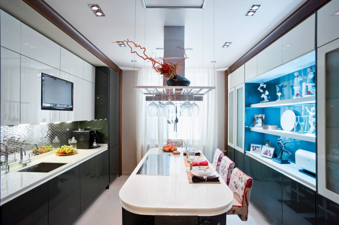 eiland in het interieur van een kleine keuken