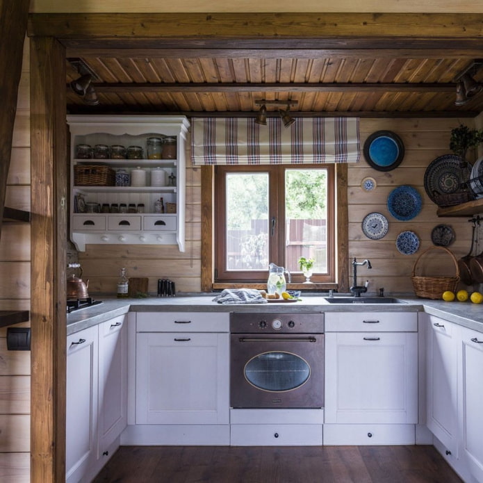 keuken in de vorm van de letter U