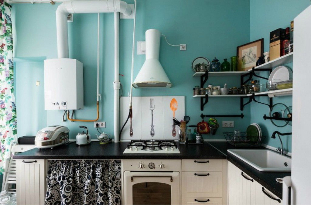 Keuken in een Chroesjtsjovka met een gasboiler: plaatsingsopties, 37 foto's