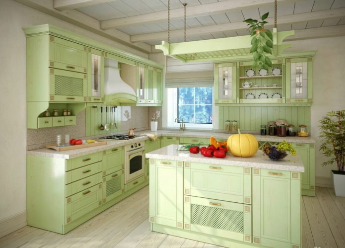 Proven?aalse stijl in het interieur van een groene keuken