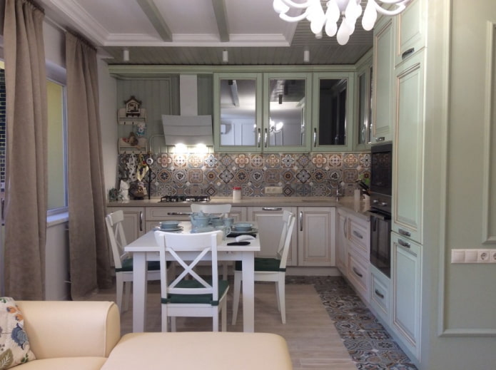 keukeninterieur in Proven?aalse stijl