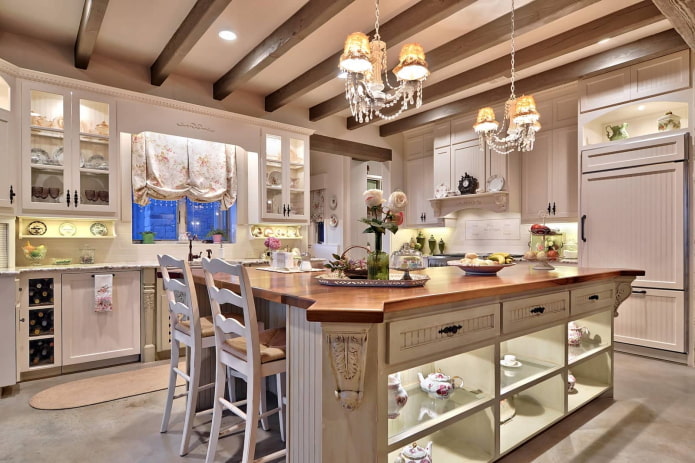 inrichting in het interieur van de keuken in Proven?aalse stijl