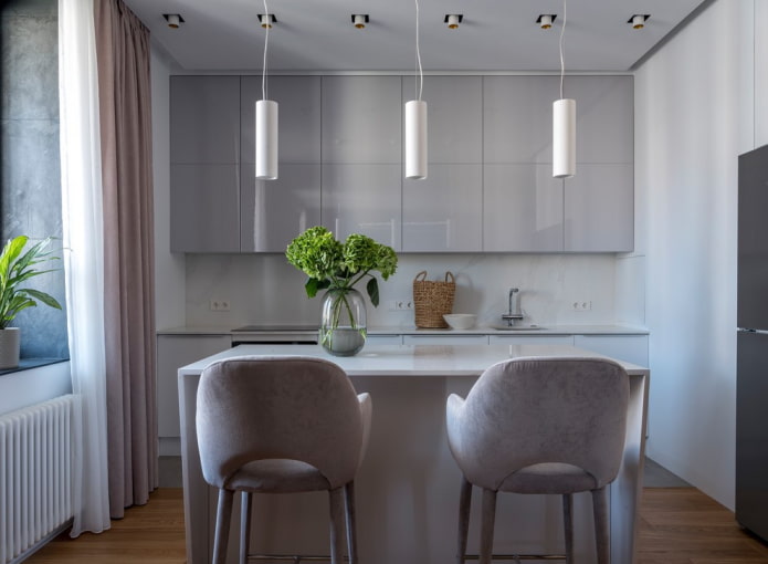 keukeninterieur in lichte kleuren