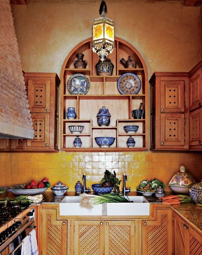 decoratief oosters servies