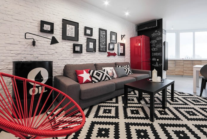 witte decoratieve baksteen aan de muur