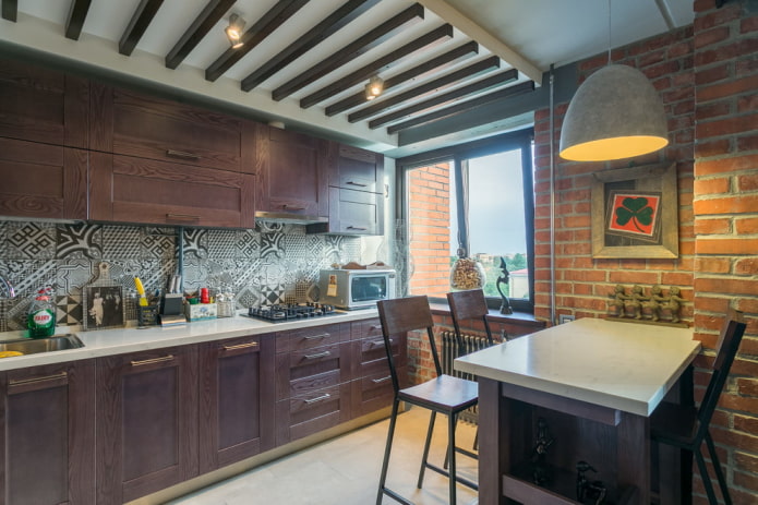 interieur van een appartement van 70 vierkante meter in een loftstijl
