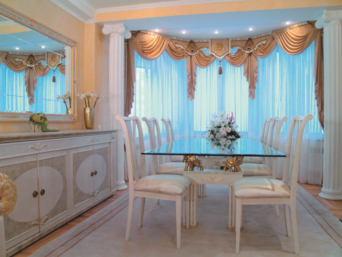 lambrequin stropdas in het interieur