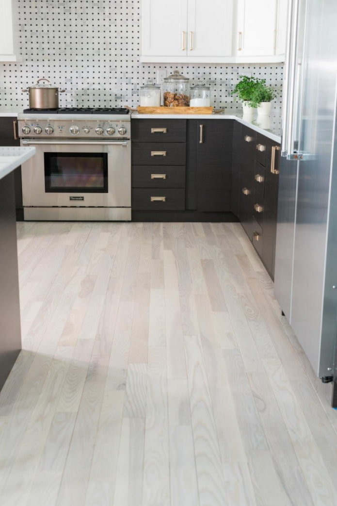 lichte vloer in de keuken