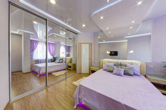 Interieur met bruin laminaat