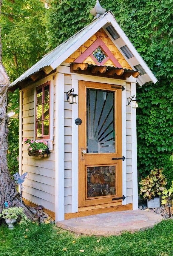 Huis voor tuingereedschap