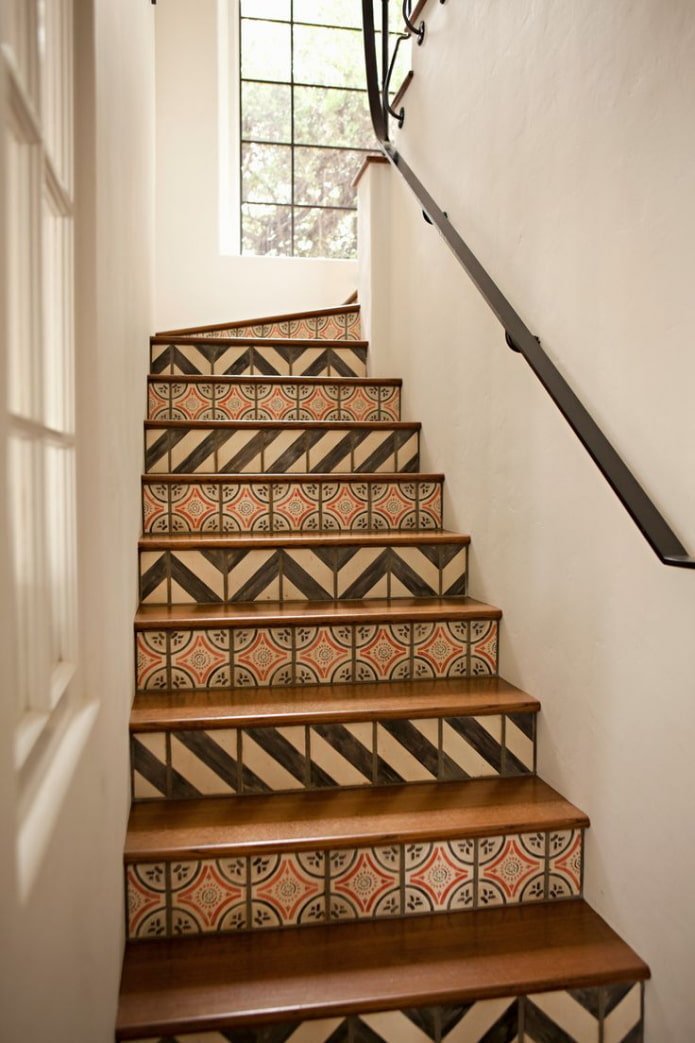 decoratie van de trap in het interieur van een priv?woning