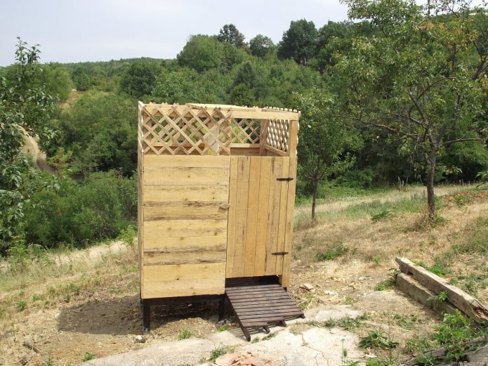 zomerdouche van planken