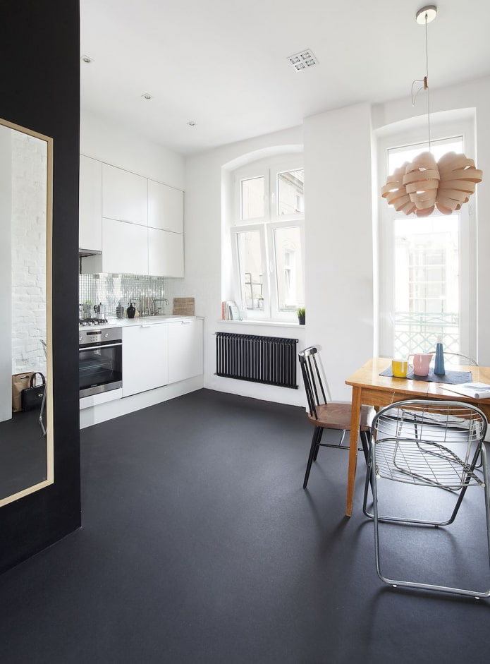 zwart linoleum in het keukeninterieur