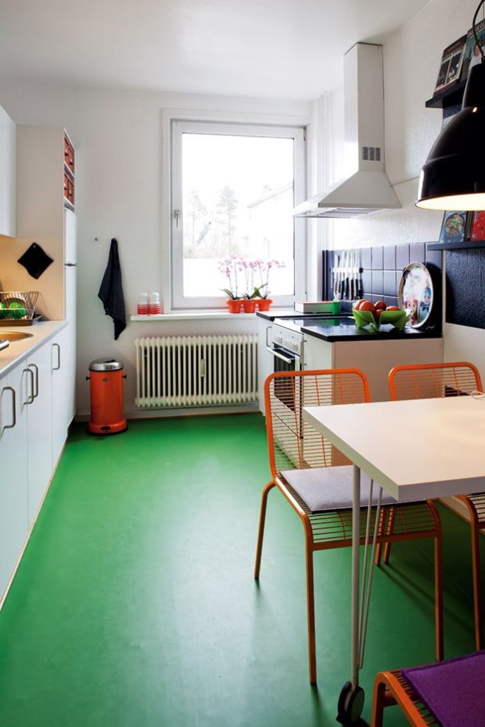 linoleum met groene tint in het interieur
