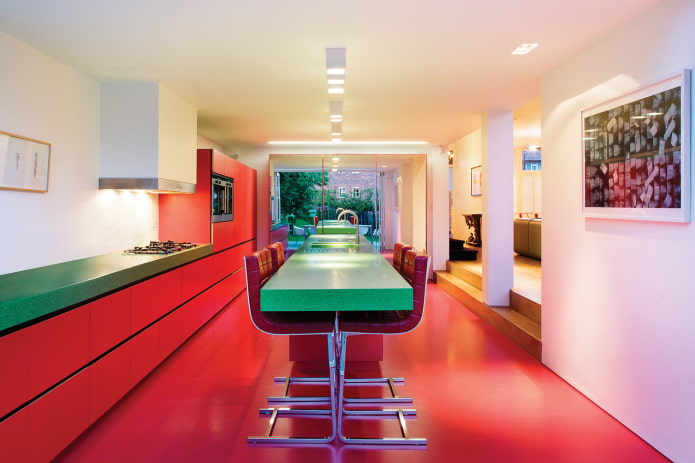 rood linoleum in het interieur