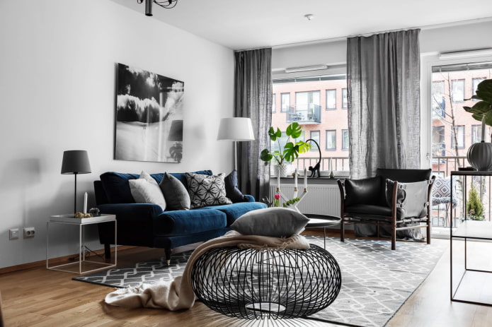 linnen gordijnen in het interieur van de woonkamer