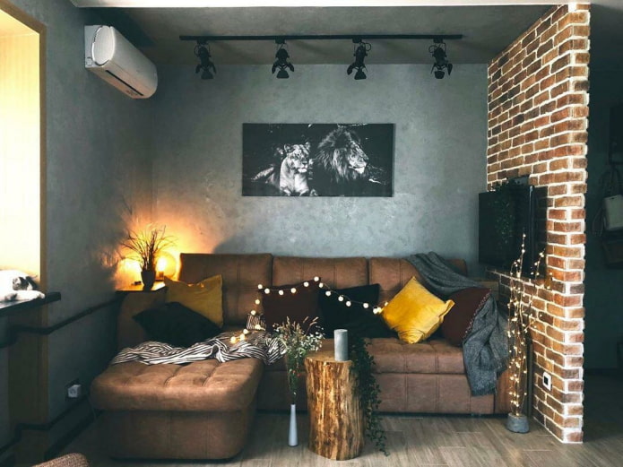 woonkamer in een Chroesjtsjovisch gebouw in loftstijl