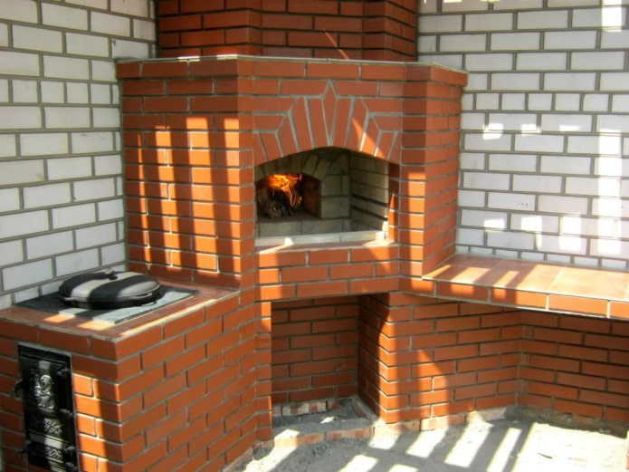 Barbecue met een ketel