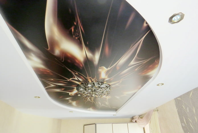 mat plafond met fotoafdrukken