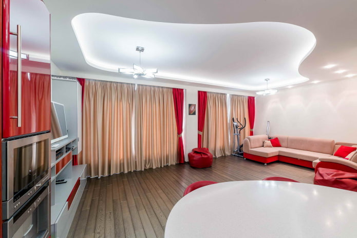 spanplafond in de woonkamer