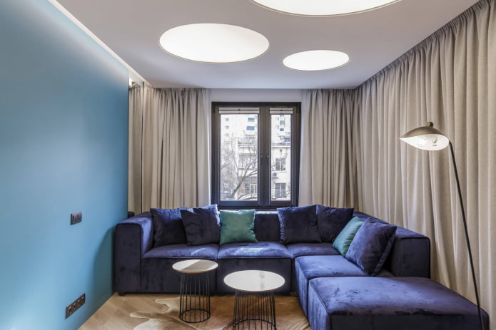 grote bank in het appartement