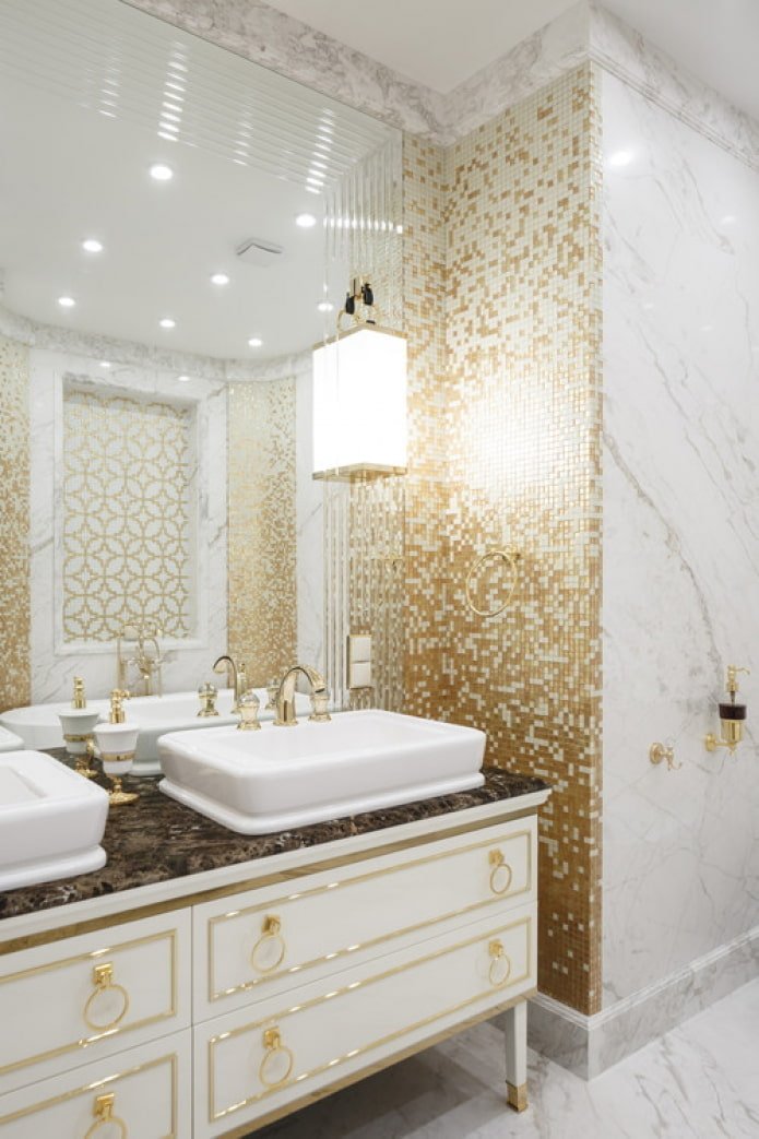 meubels met gouden afwerking