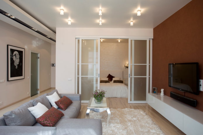 deur met beglazing in moderne stijl