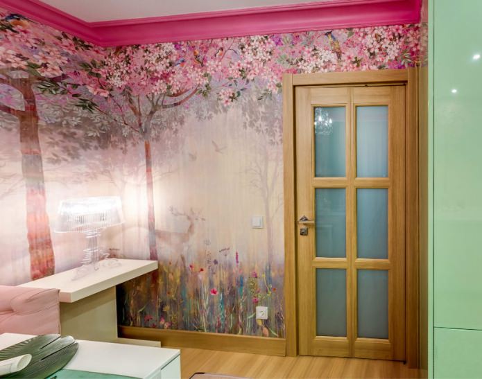 houten binnendeur in het interieur