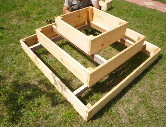 DIY houten bloemperk