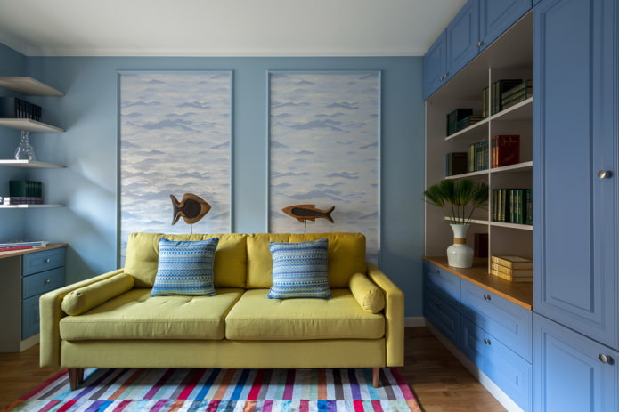 wandlijsten in het interieur van de woonkamer