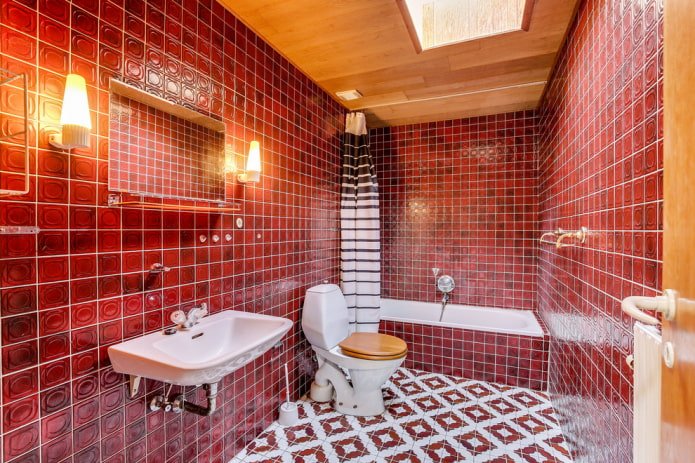 keramische moza?ektegels in het interieur