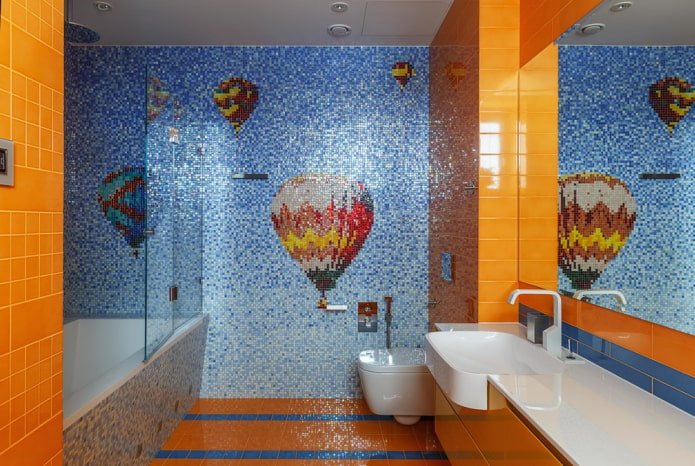 moza?ek met patroon in het badkamerinterieur