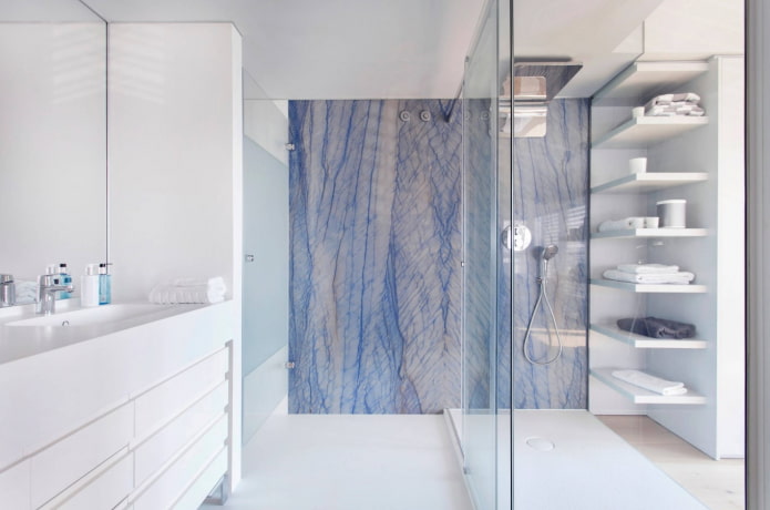 blauw marmer in het interieur