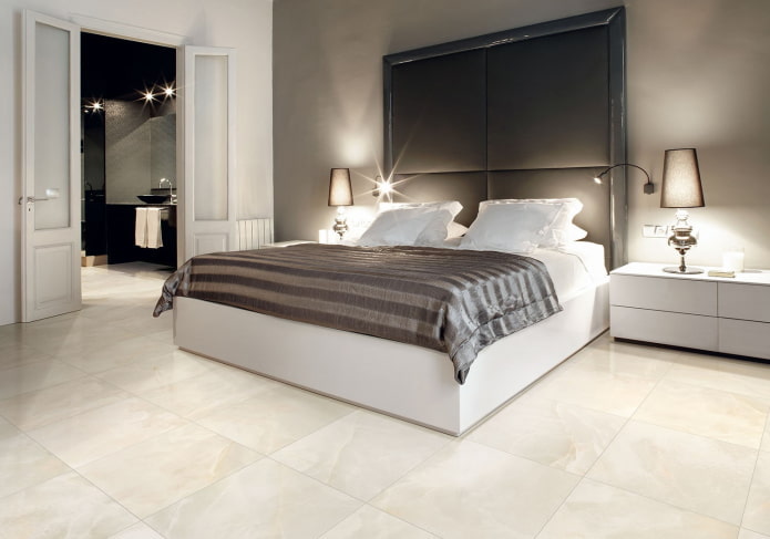 vloertegels in het interieur van de slaapkamer