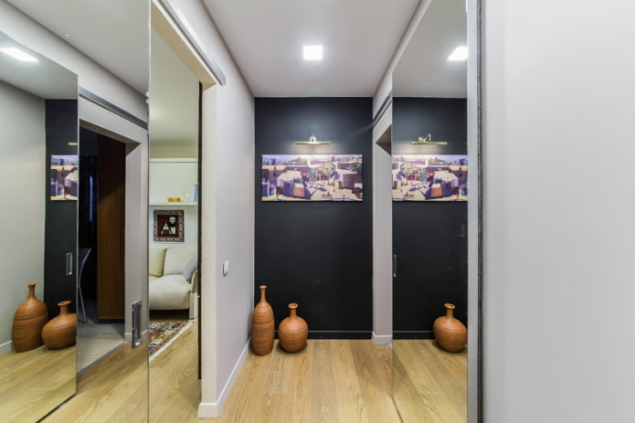 aarden vazen in de gang