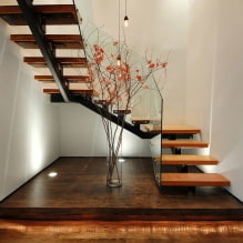 Vloervazen in het interieur: soorten, ontwerp, vorm, kleur, stijl, vulopties-16