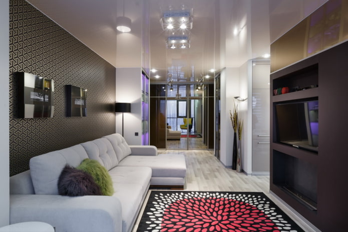 spanplafond met spots in het interieur