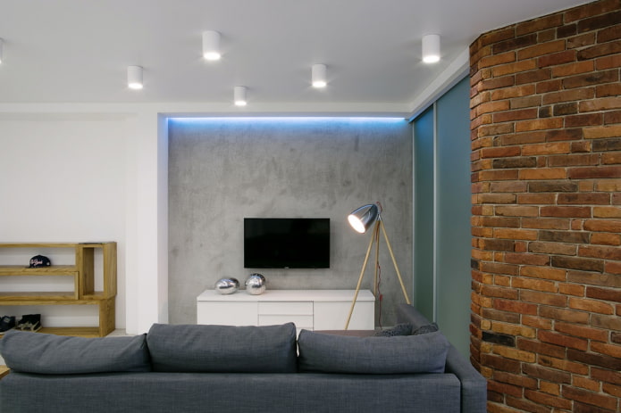 gespannen stof met spots in het interieur